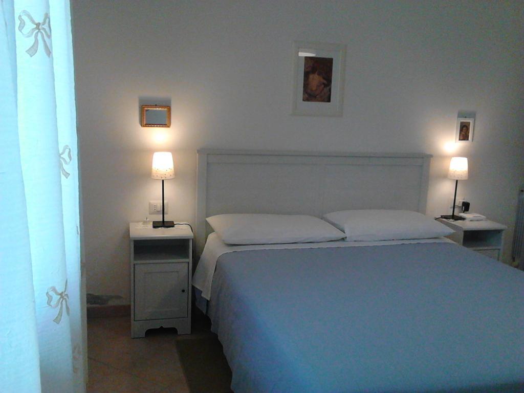 פונסאקו Bed And Breakfast Catherina מראה חיצוני תמונה